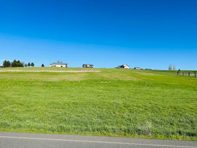 $523,000 | 435 South Skyline Street, Tekoa, WA 99033