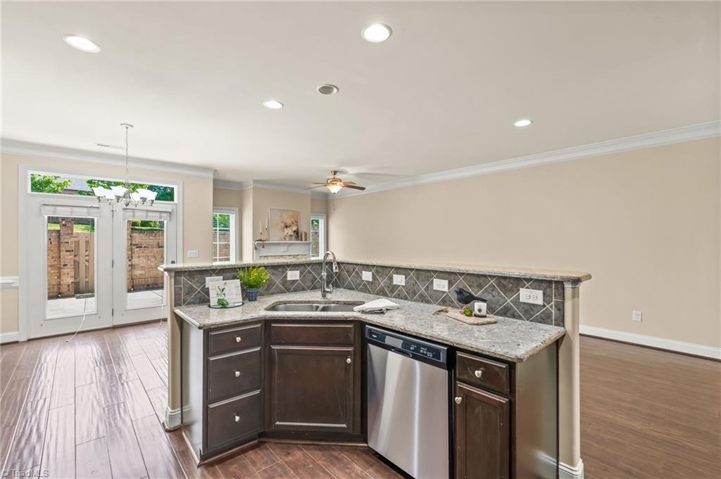 633 Stags Leap Court High Point, NC 27265 - Photo 10 of 40 Plenty of space for serving!