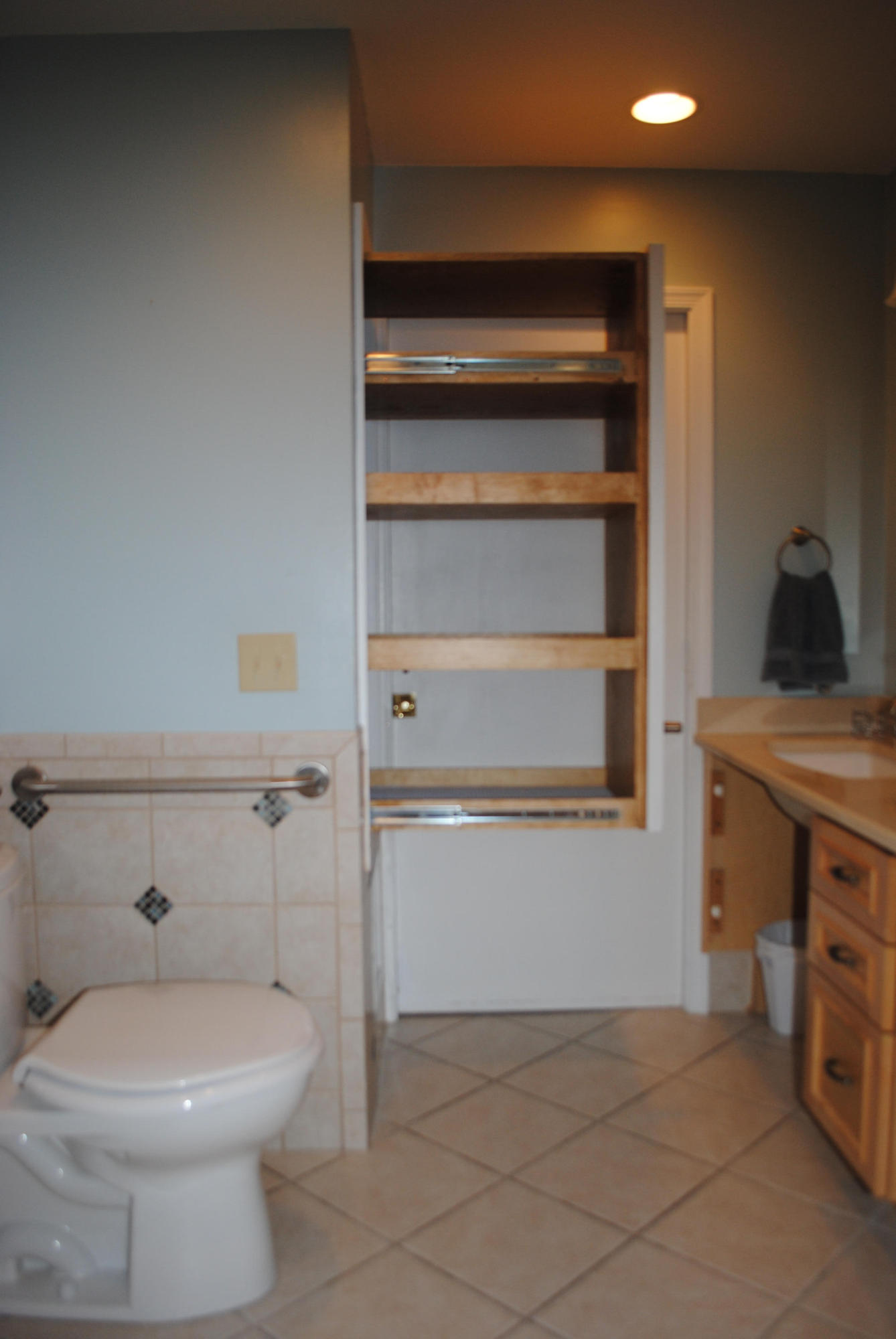 238 Mountain Pass Road Blue Ridge, VA 24064 - Photo 11 of 18 a bathroom with a toilet and a sink