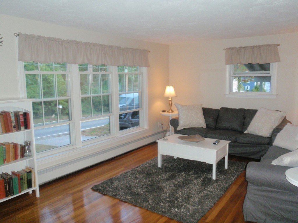167 Bailey Road Holden, MA 01520 - Photo 2 of 15 Gallery Image 2