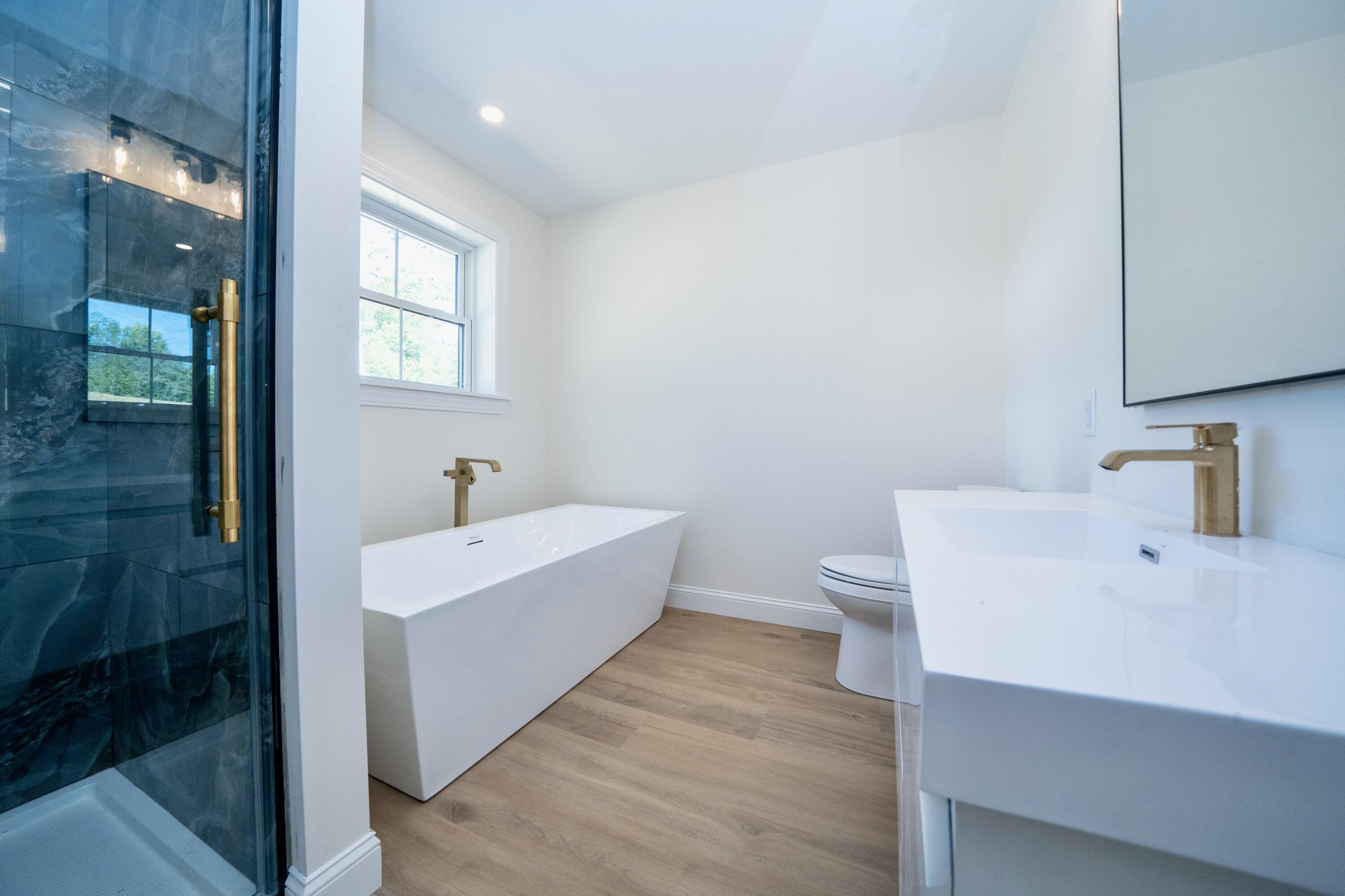 308 Clark Road Hermon, ME 04401 - Photo 31 of 56 Master bath