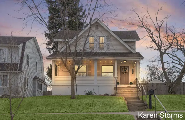 $325,000 | 232 Dean Street Northeast, Grand Rapids, MI 49505