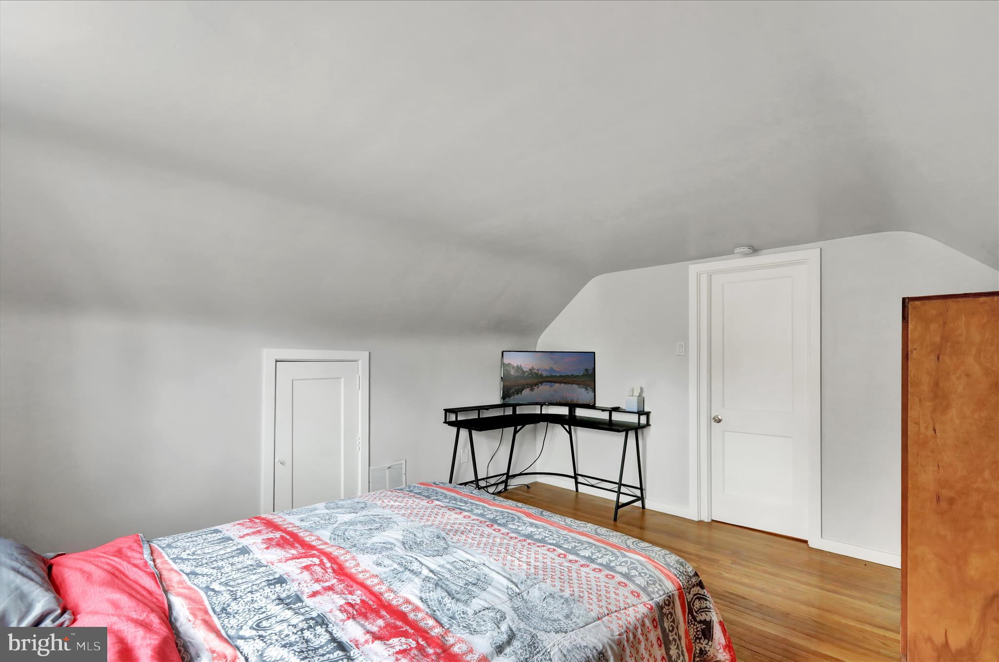 1815 Holly Road Reading, PA 19602 - Photo 13 of 20 360_3736