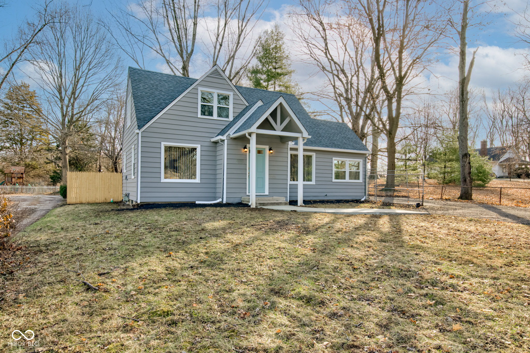 3229 Brill Road Indianapolis, IN 46227 - Photo 3 of 80 Gallery Image 3