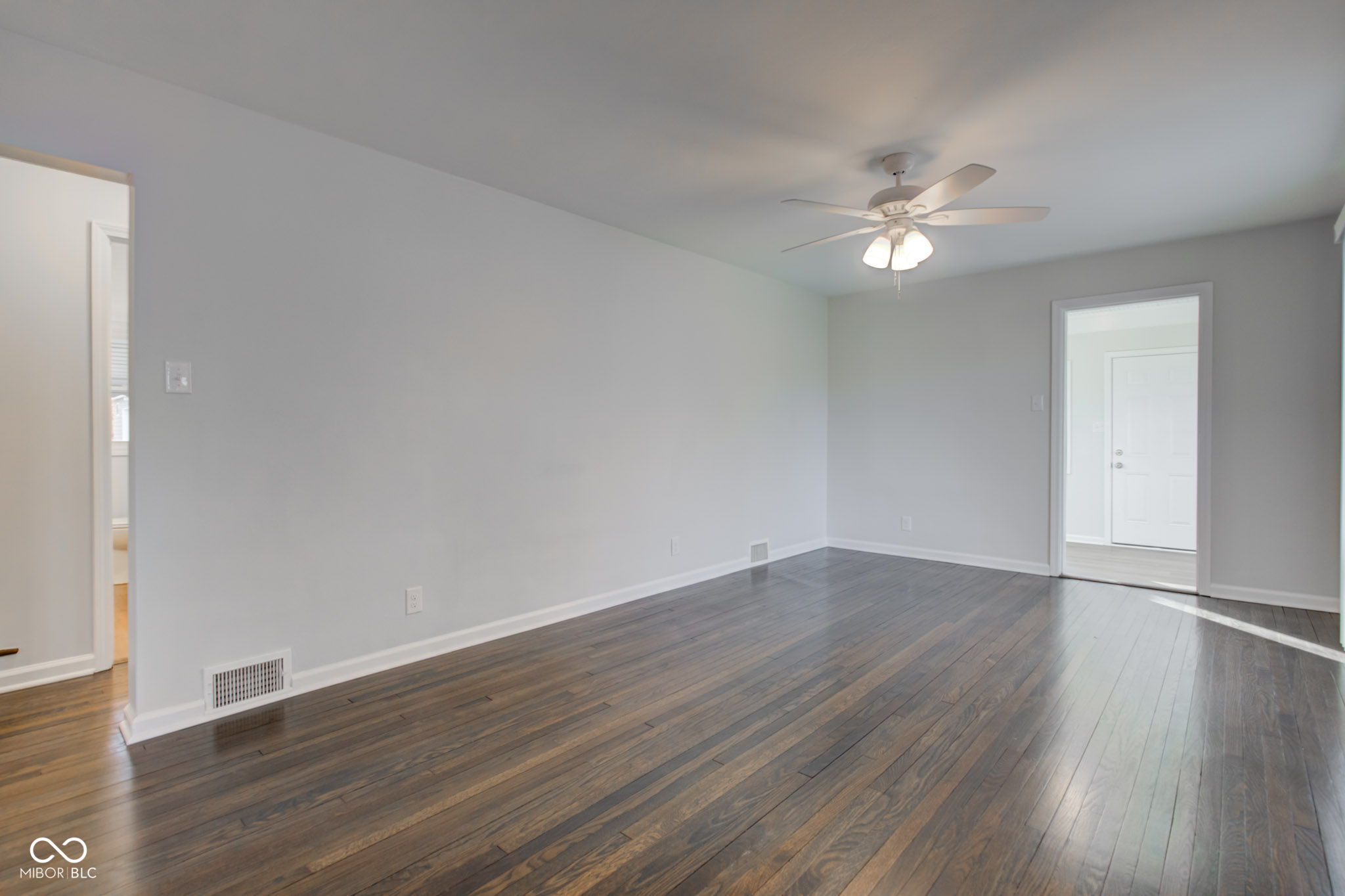 3229 Brill Road Indianapolis, IN 46227 - Photo 7 of 80 Gallery Image 7