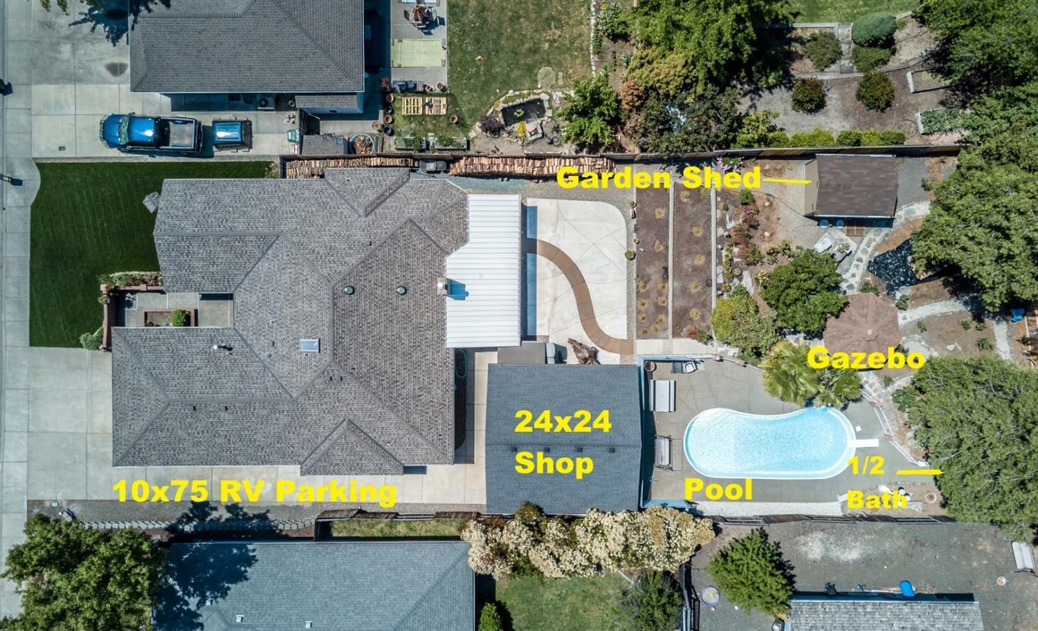 2715 Roberts Road Medford, OR 97504 - Photo 2 of 31 Additional Photo