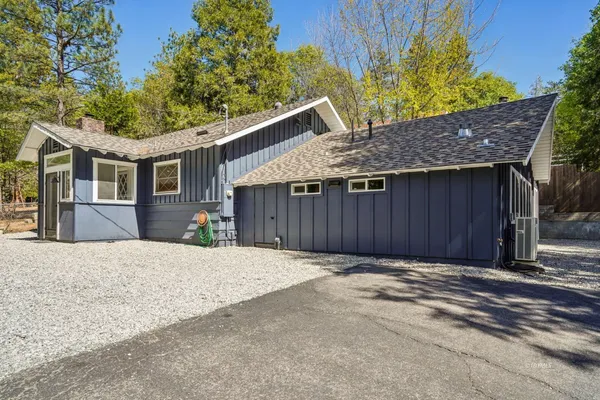 $539,000 | 54025 Strawberry Valley Drive, Idyllwild, CA 92549
