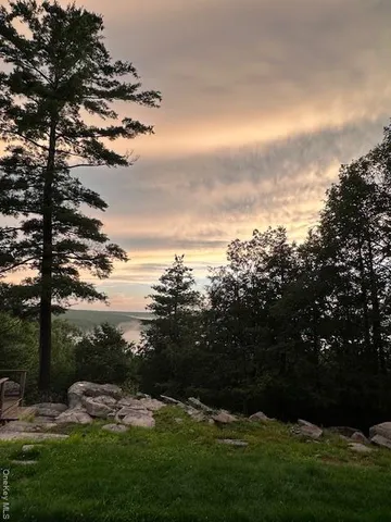 $725,000 | 385 Evergreen Lane, Narrowsburg, NY 12764