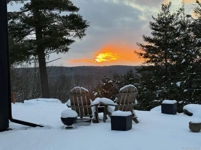 $725,000 | 385 Evergreen Lane, Narrowsburg, NY 12764