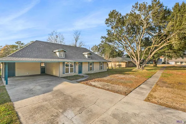 $2,250 | 1951 Stafford Drive, Baton Rouge, LA 70810