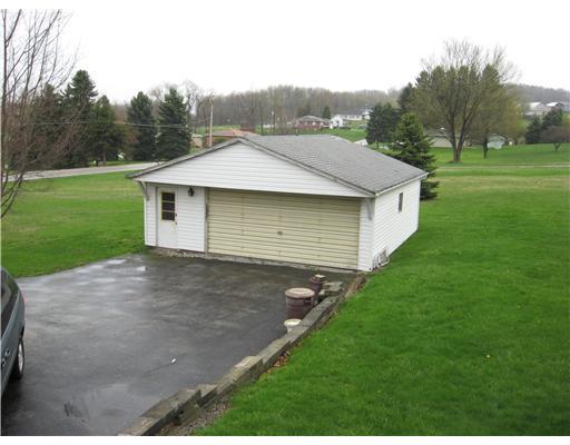 734 Armbrust - Hecla Road Mount Pleasant, PA 15666 - Photo 10 of 13 Parking Lot/Garage.