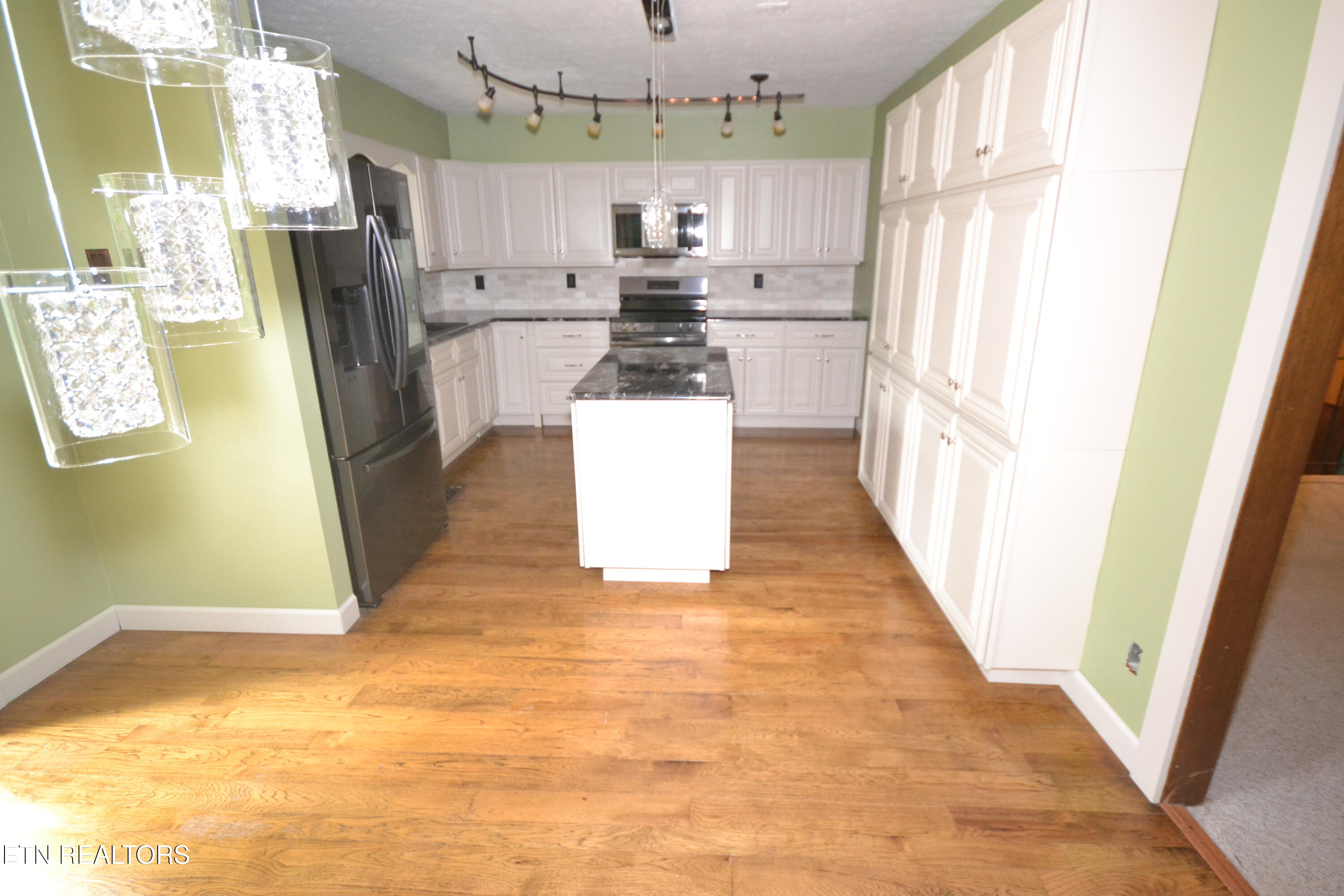 6703 Cate Road Powell, TN 37849 - Photo 5 of 23 Kitchen