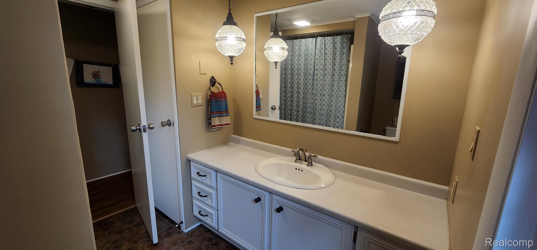 7376 Lakeshore Road Lexington, MI 48450 - Photo 5 of 27 Gallery Image 5