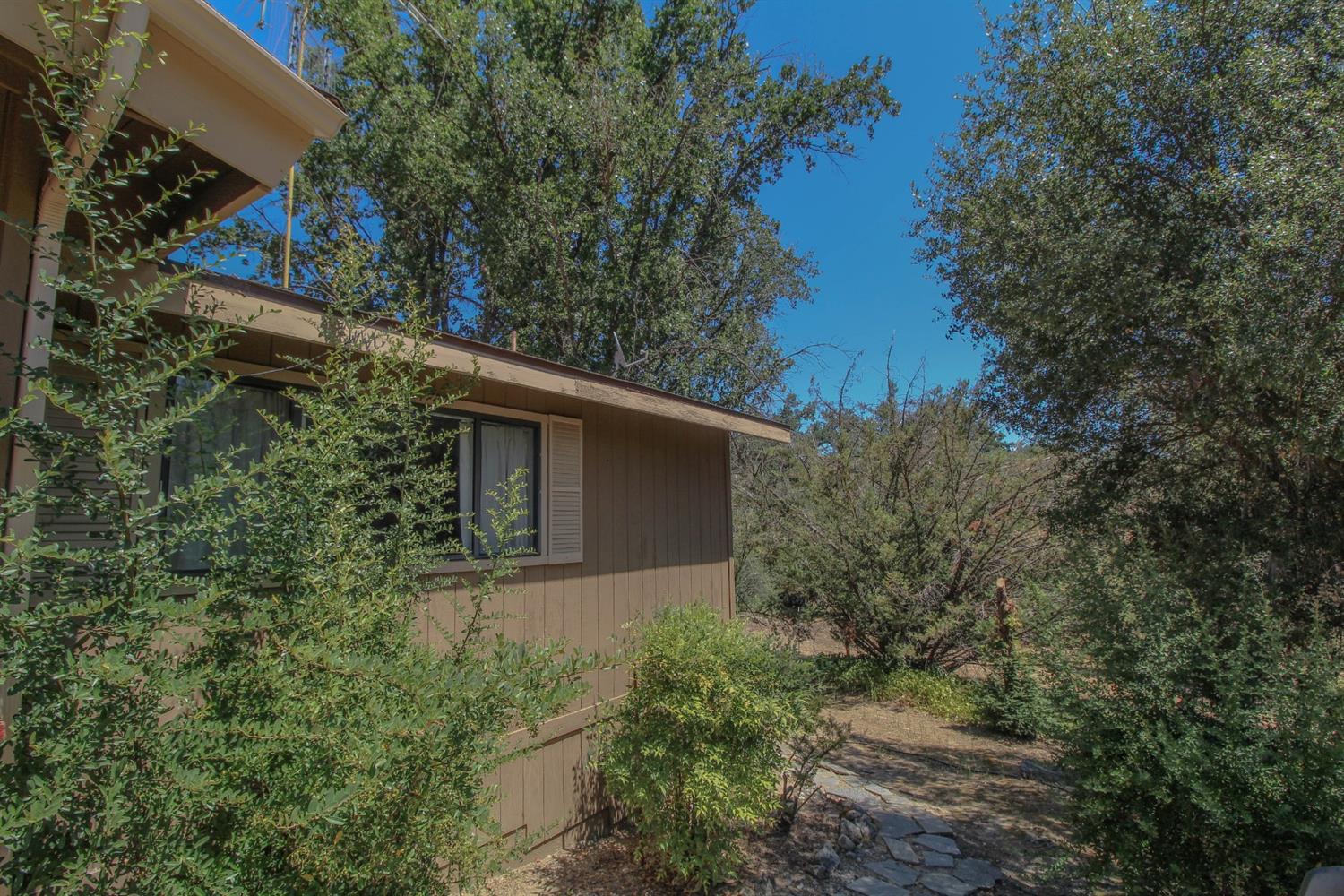 45236 Indian Rock Road Oakhurst, CA 93644 - Photo 22 of 59
