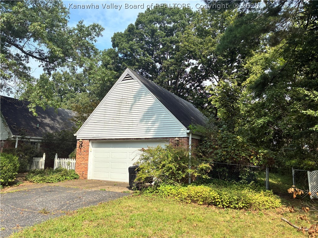 6372 Dupont Road Washington, WV 26181 - Photo 13 of 49 Gallery Image 13