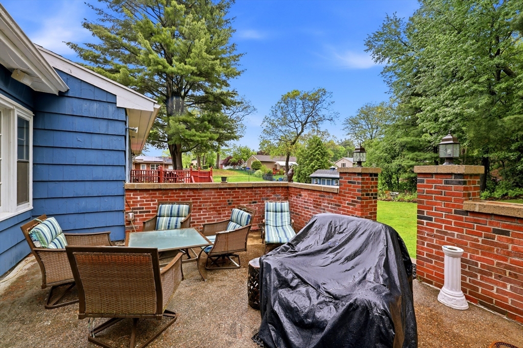 87 Squire Lane Springfield, MA 01118 - Photo 31 of 36 Gallery Image 31