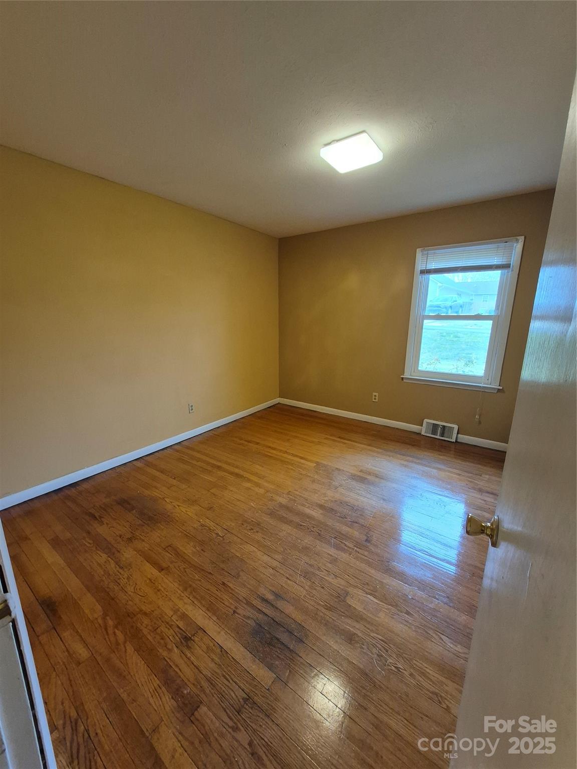 64 Round Top Road Asheville, NC 28803 - Photo 12 of 18