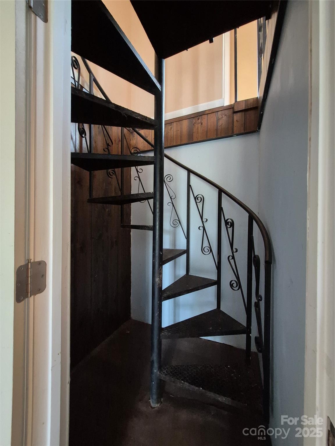 64 Round Top Road Asheville, NC 28803 - Photo 17 of 18