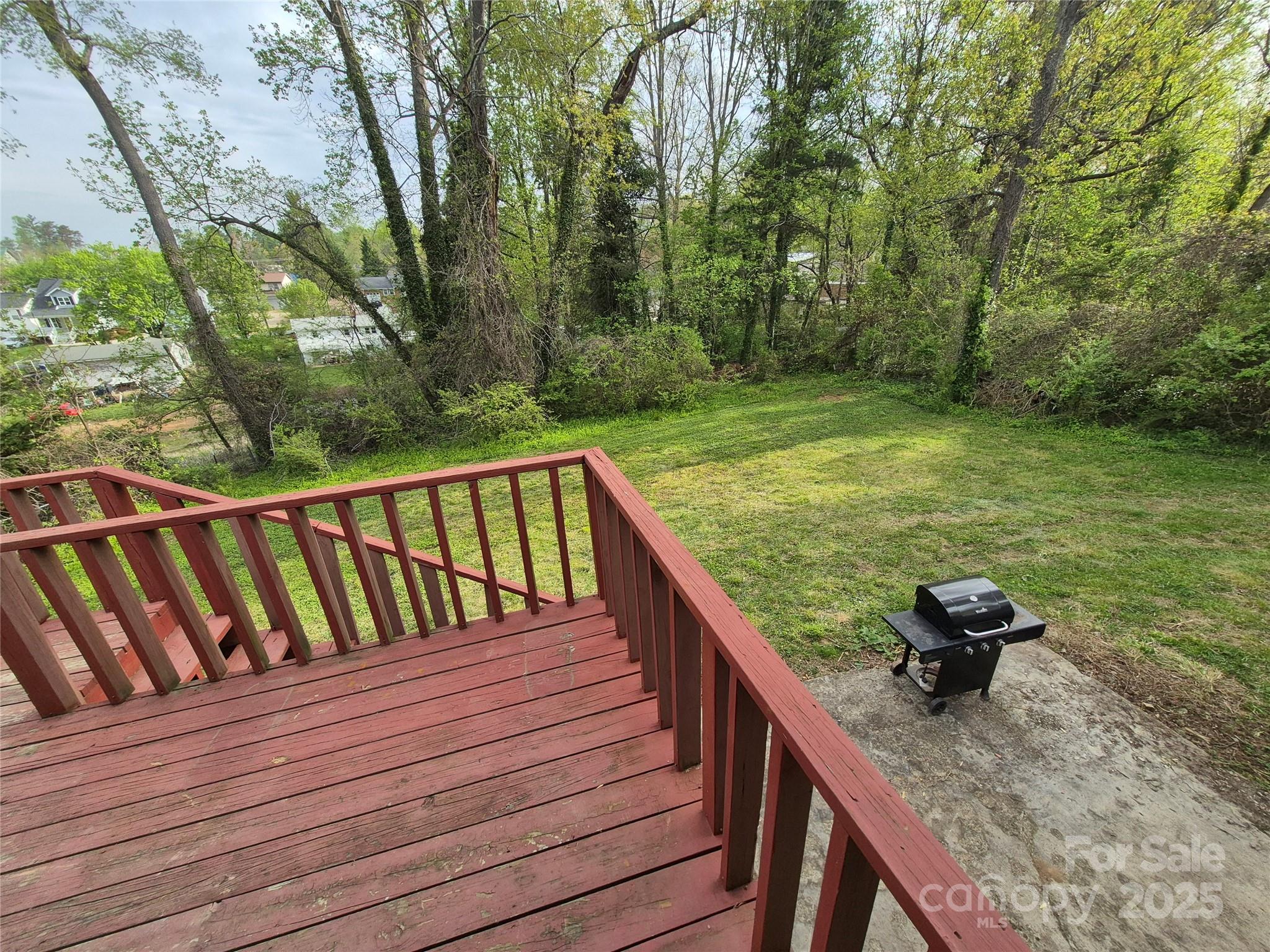 64 Round Top Road Asheville, NC 28803 - Photo 4 of 18