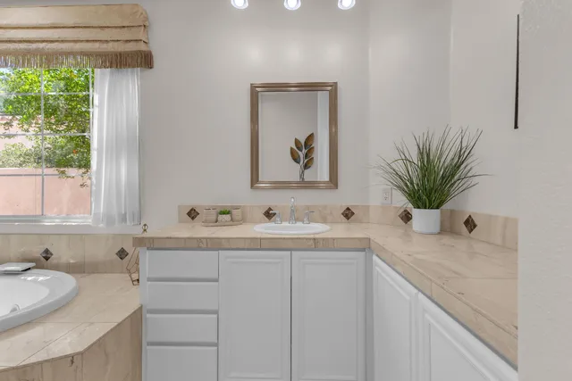 $10,000 | 39 Calle Del Norte, Rancho Mirage, CA 92270