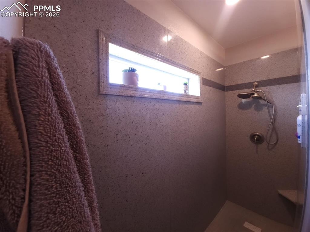 7480 Red Creek Springs Road West Pueblo, CO 81005 - Photo 19 of 47