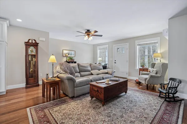 $950,000 | 30 Dow Road, Mont Vernon, NH 03057