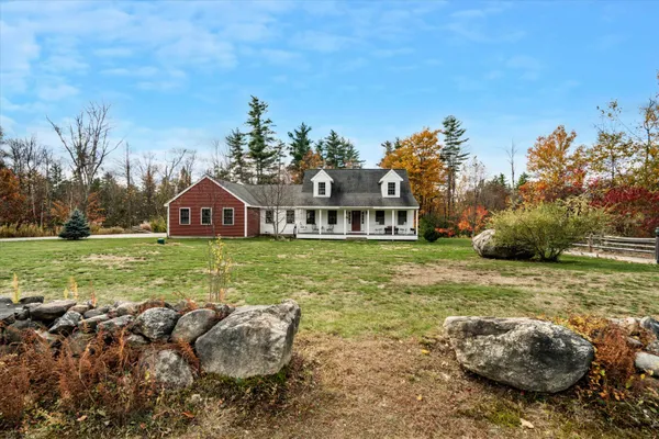 $950,000 | 30 Dow Road, Mont Vernon, NH 03057
