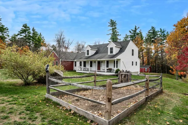 $950,000 | 30 Dow Road, Mont Vernon, NH 03057