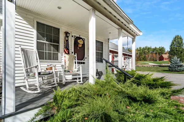 $950,000 | 30 Dow Road, Mont Vernon, NH 03057