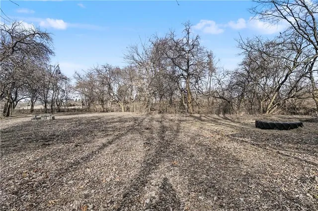 $509,000 | 307 East Gore Road, Raymore, MO 64083