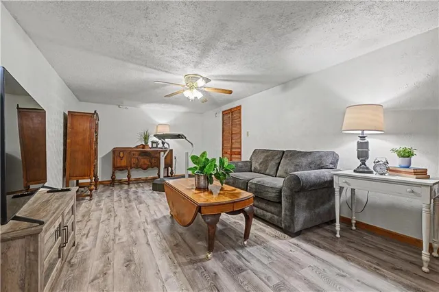 $509,000 | 307 East Gore Road, Raymore, MO 64083