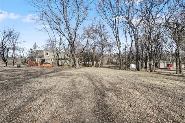 $509,000 | 307 East Gore Road, Raymore, MO 64083