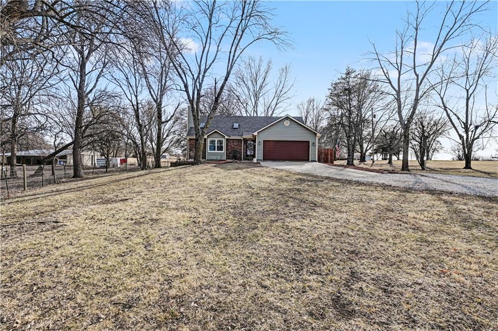 307 East Gore Road Raymore, MO 64083 - Photo 38 of 39