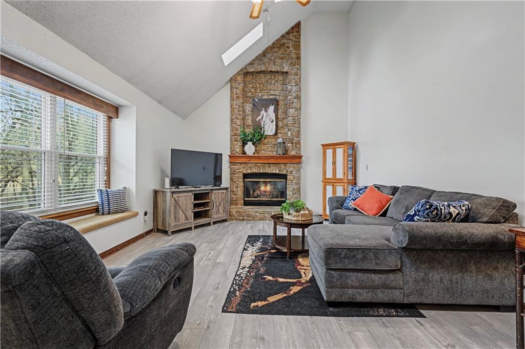 307 East Gore Road Raymore, MO 64083 - Photo 7 of 39