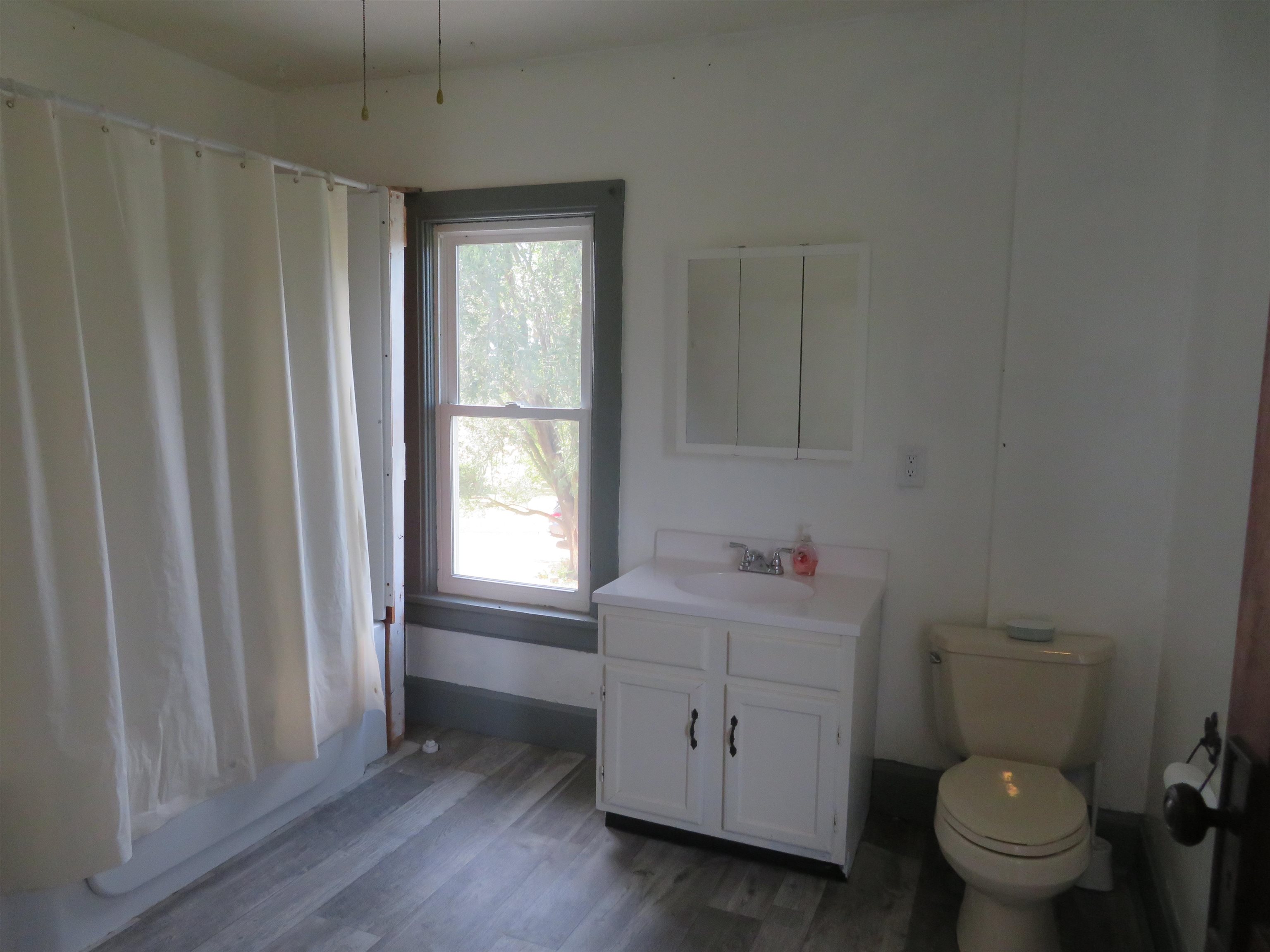 7372 West Dublin Road Freeport, IL 61032 - Photo 17 of 28