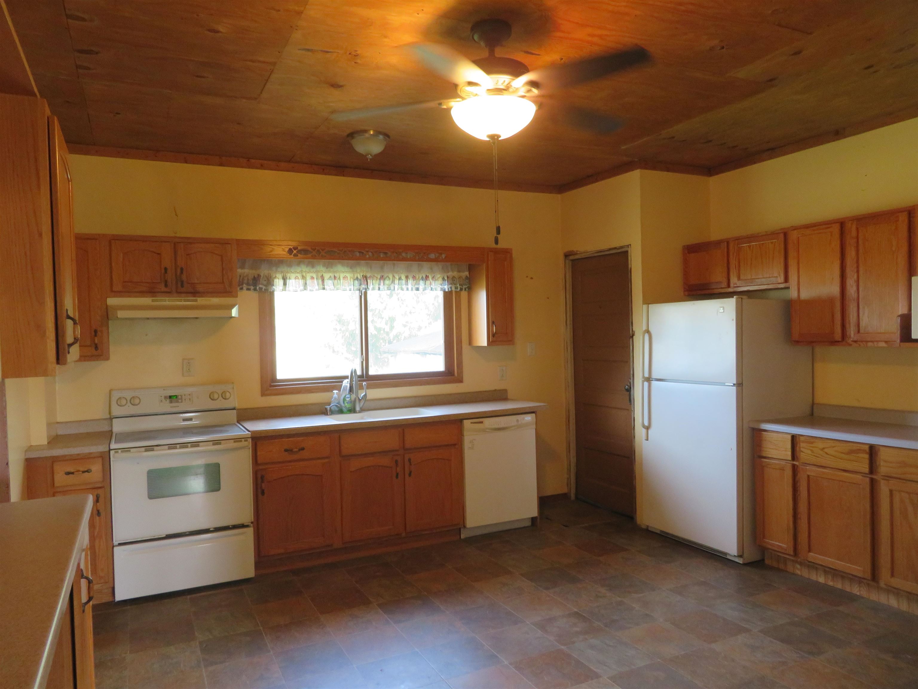 7372 West Dublin Road Freeport, IL 61032 - Photo 10 of 28