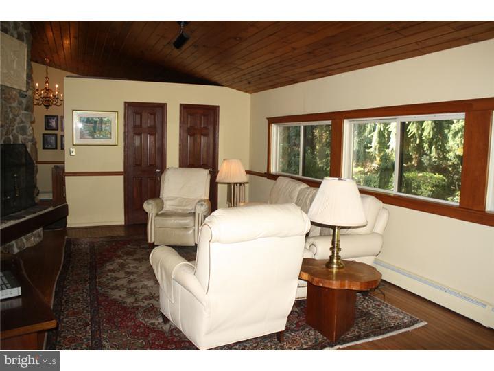 110 View Point Lane Phoenixville, PA 19460 - Photo 7 of 25 Gallery Image 7