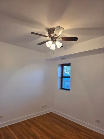 $1,800 | 2544 West Hollywood Avenue, Unit 1, Chicago, IL 60659