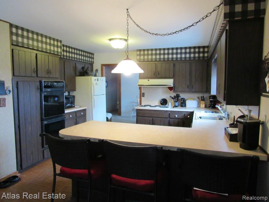 9119 Green Road Goodrich, MI 48438 - Photo 8 of 18 IMG_0469.jpg