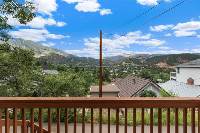 49 Delaware Road Manitou Springs, CO 80829 - Photo 11 of 43