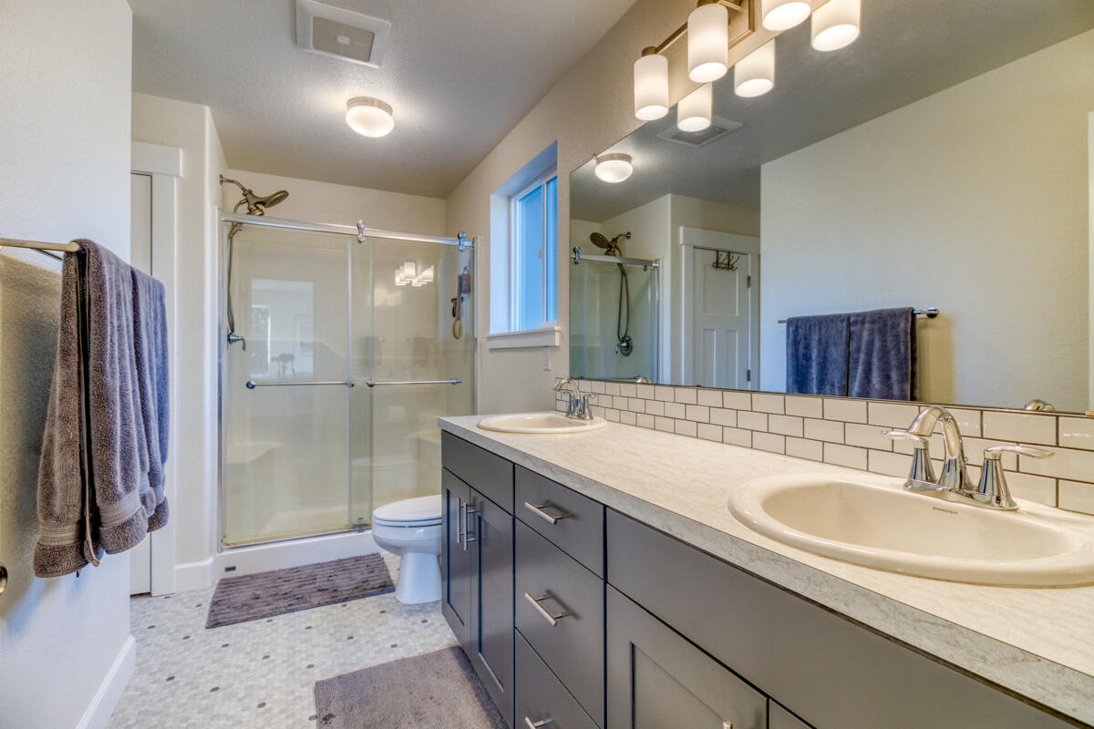 55135 Tamarack Road Bend, OR 97707 - Photo 17 of 51 55135 Tamarack Rd