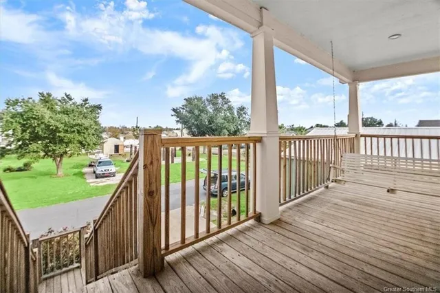 $285,000 | 122 Bank Street, Lake Charles, LA 70607