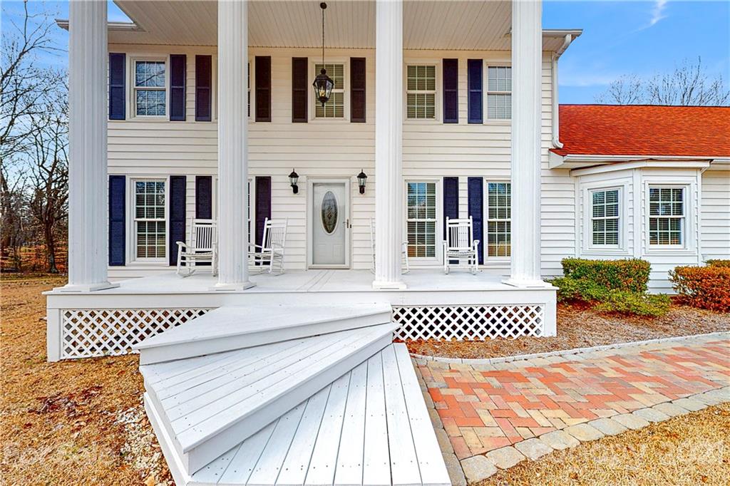 1782 Williams Road Fort Mill, SC 29715 - Photo 2 of 47 Gallery Image 2