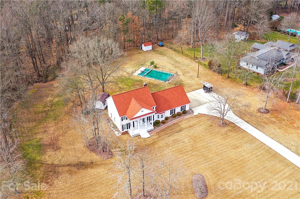 1782 Williams Road Fort Mill, SC 29715 - Photo 4 of 47 Gallery Image 4