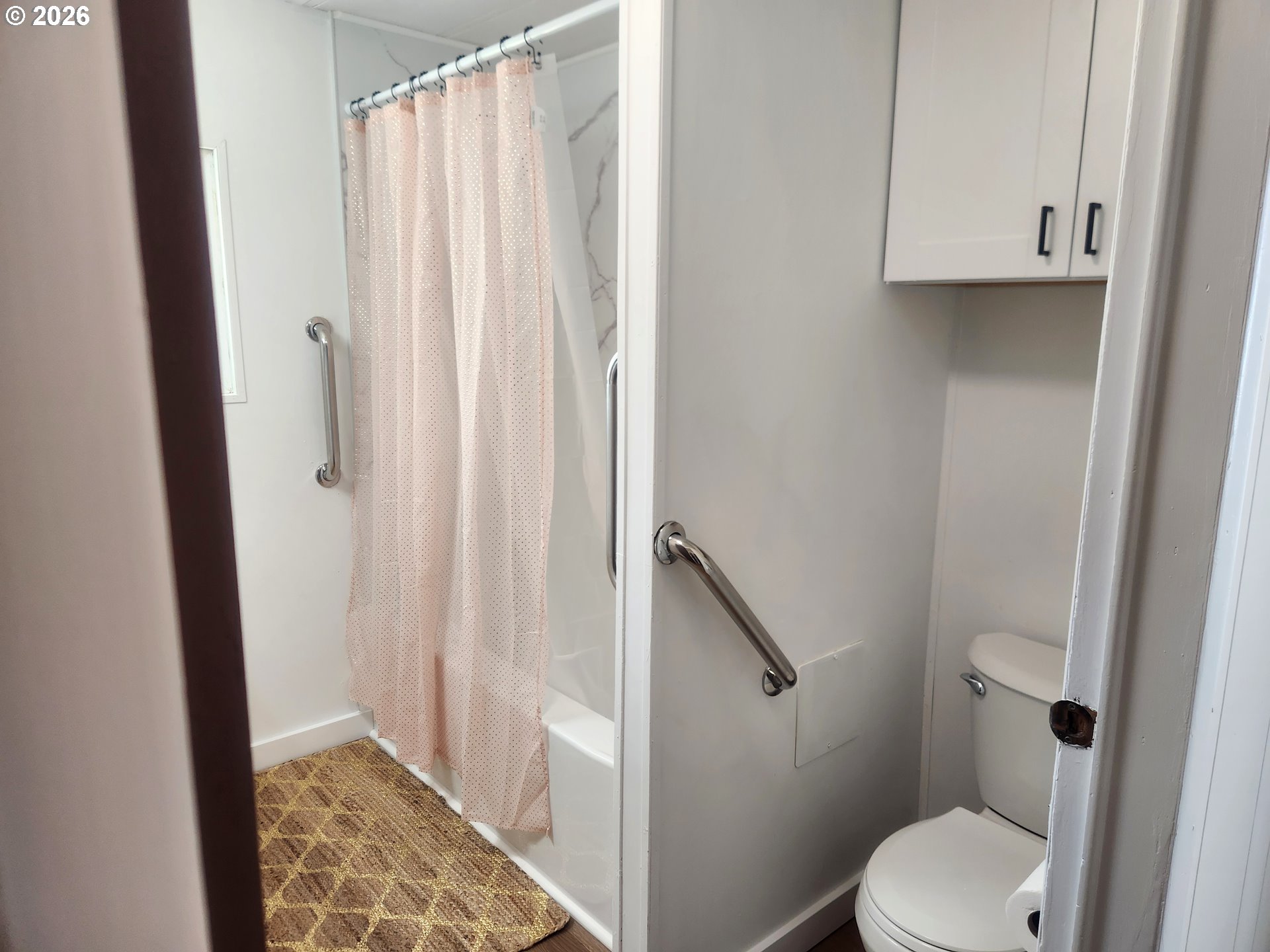 507 North 19th Avenue, Unit 29 Cornelius, OR 97113 - Photo 17 of 26 a bathroom with a toilet and a shower