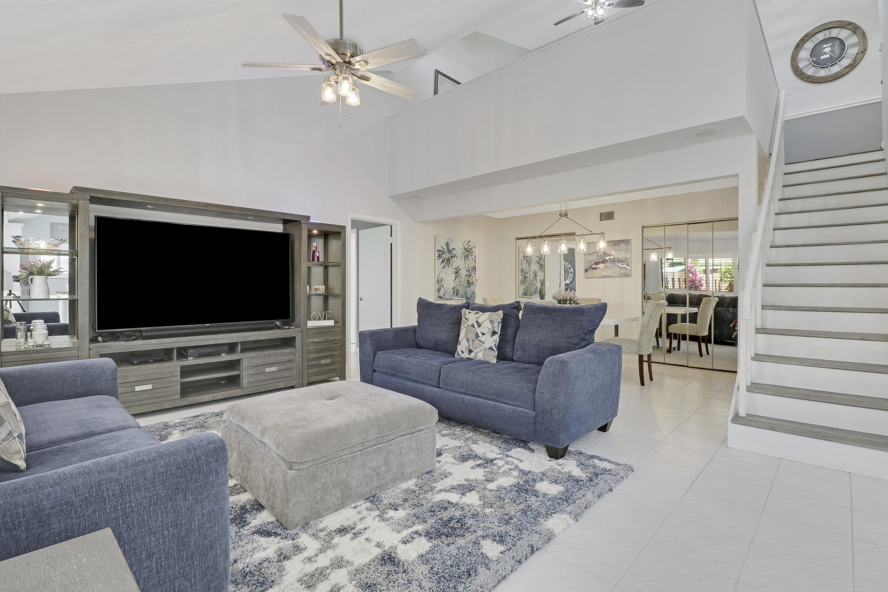 271 Maplecrest Circle Jupiter, FL 33458 - Photo 12 of 38 Living / Formal Dining area