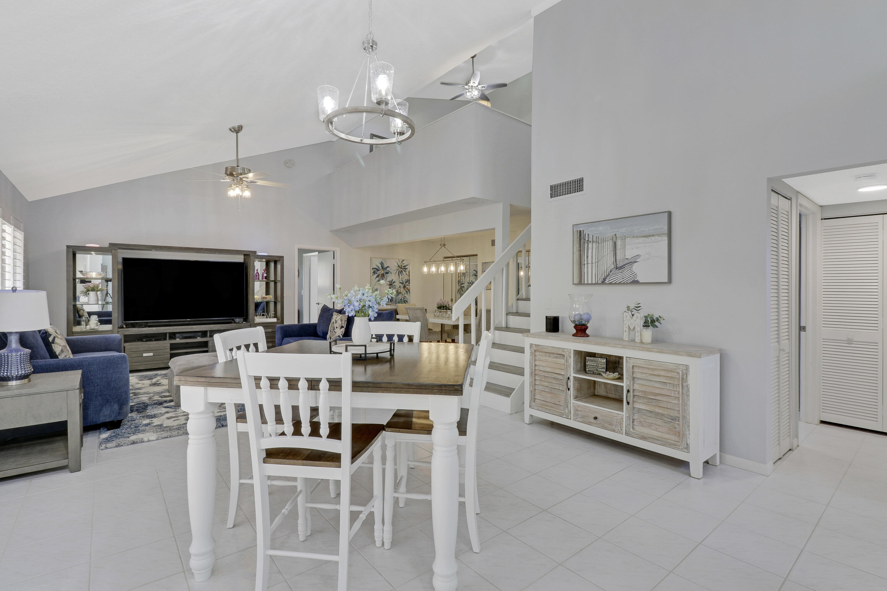 271 Maplecrest Circle Jupiter, FL 33458 - Photo 13 of 38 Informal Dining Area