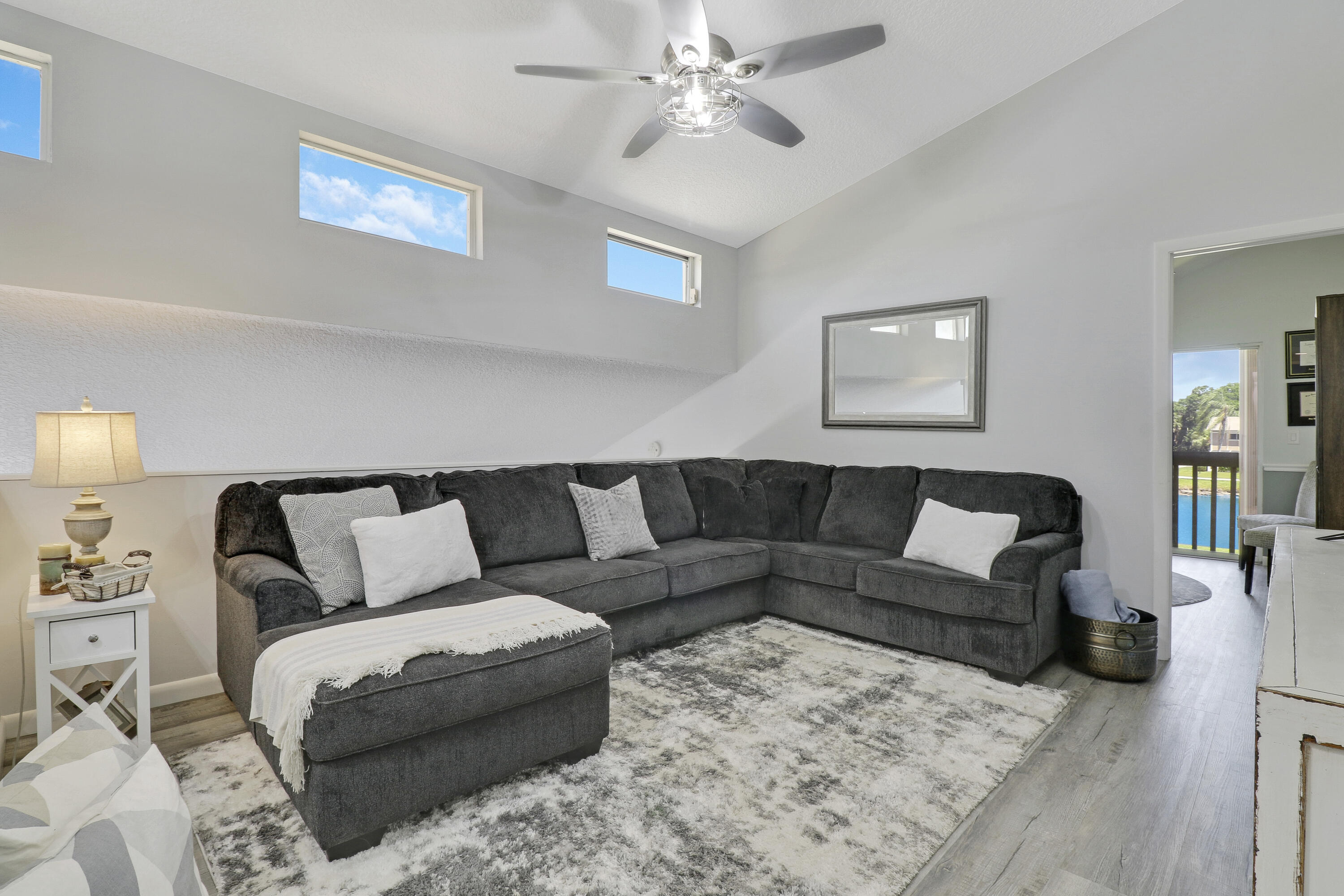 271 Maplecrest Circle Jupiter, FL 33458 - Photo 27 of 38 Loft Area