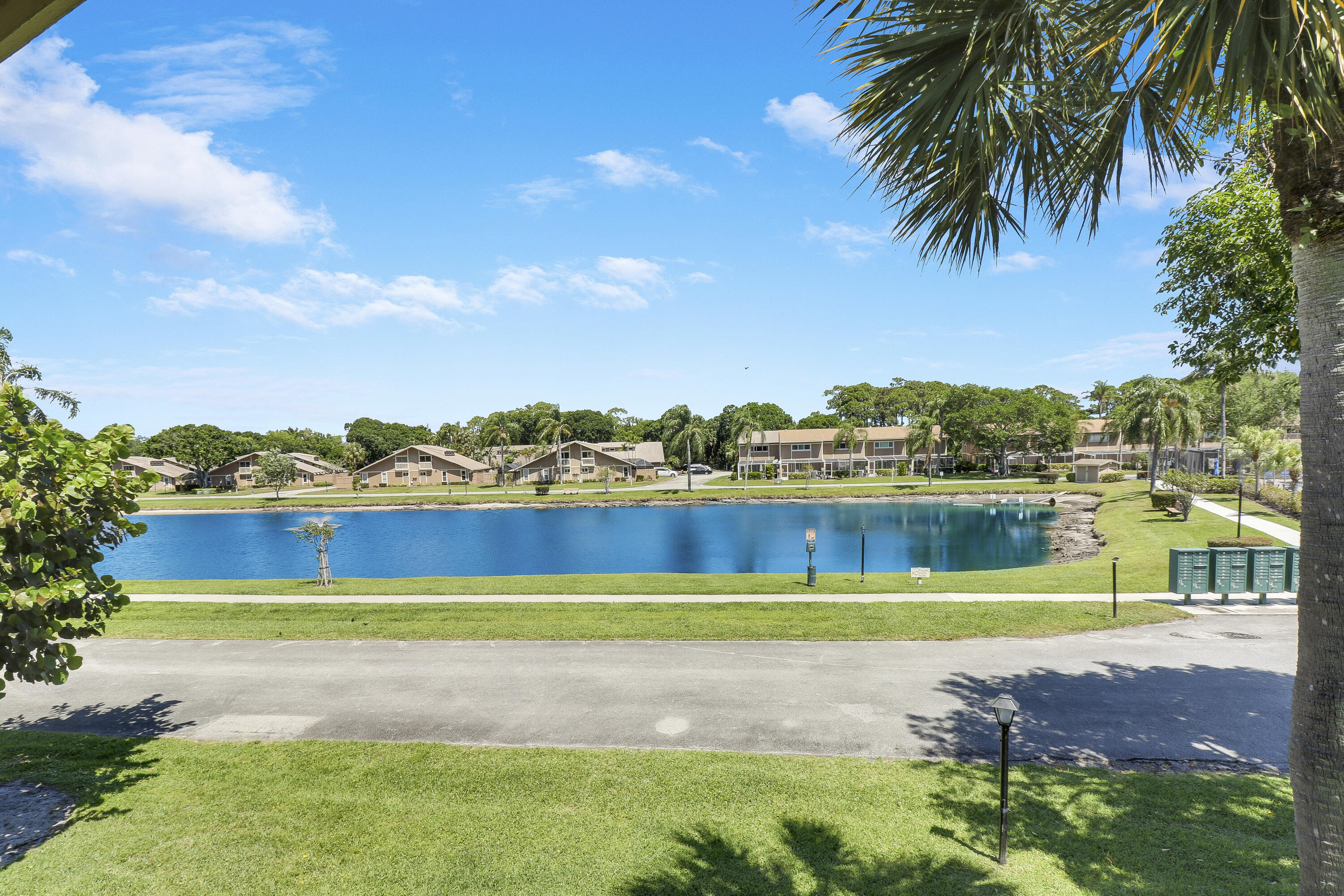271 Maplecrest Circle Jupiter, FL 33458 - Photo 30 of 38 Lake