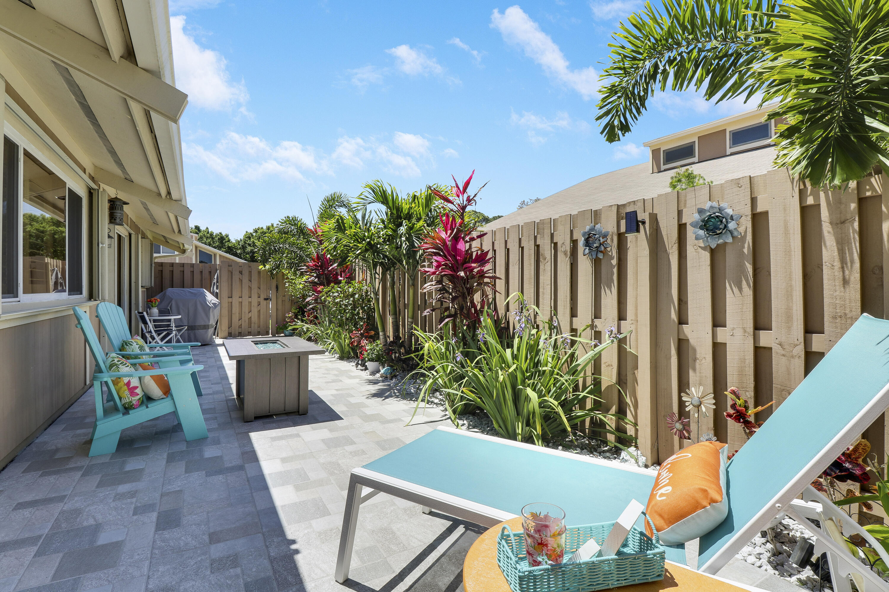 271 Maplecrest Circle Jupiter, FL 33458 - Photo 34 of 38 Patio